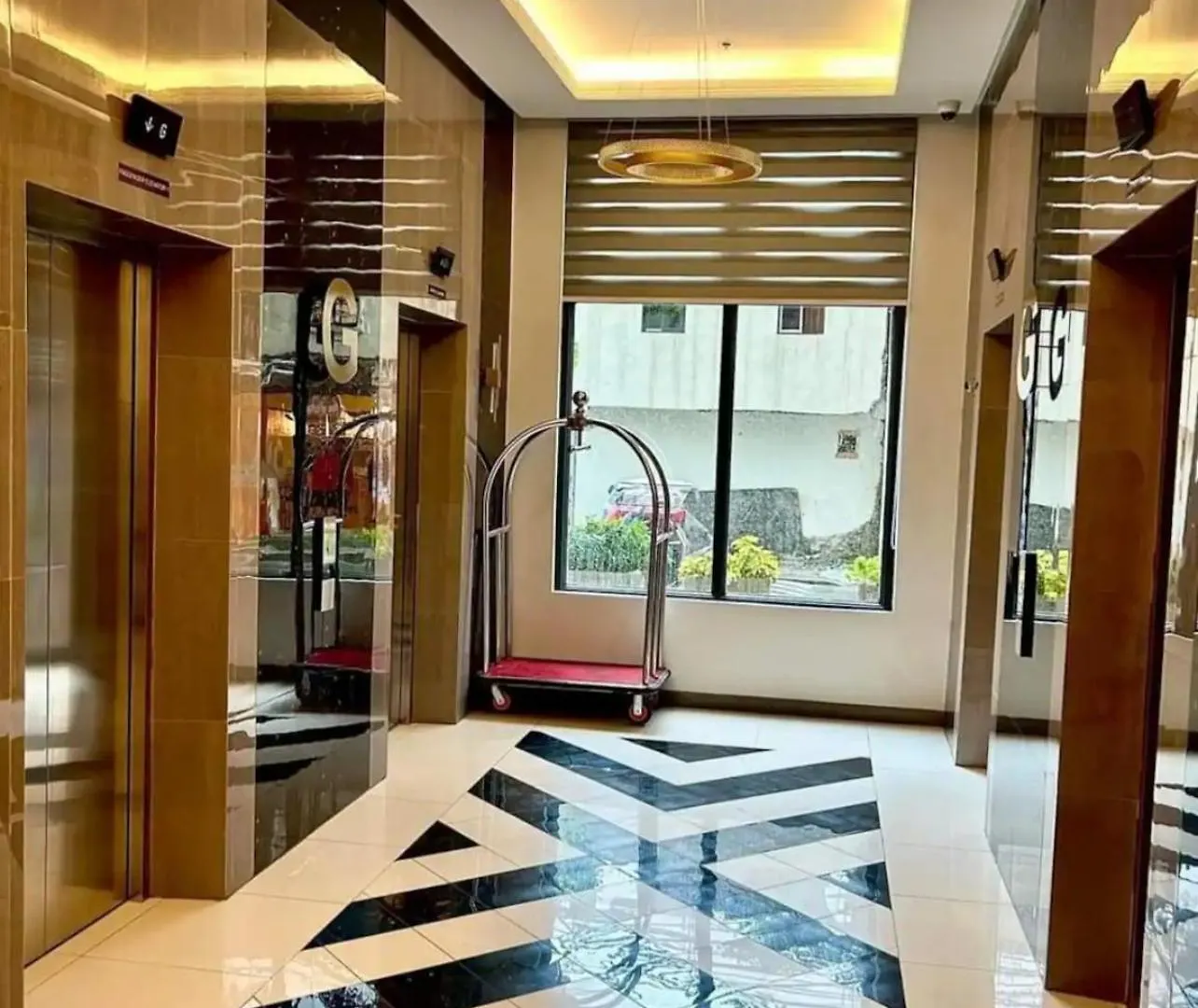 Harbour Park Residences 曼达卢永 公寓式酒店