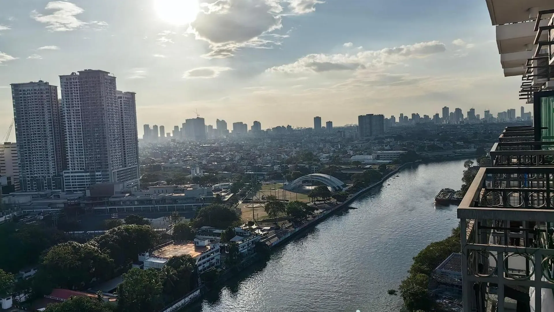 Harbour Park Residences 曼达卢永